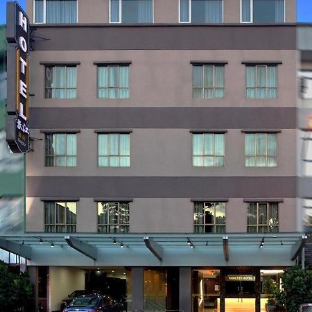 Yangtze Hotel 长江酒店 Johor Bahru Exterior foto